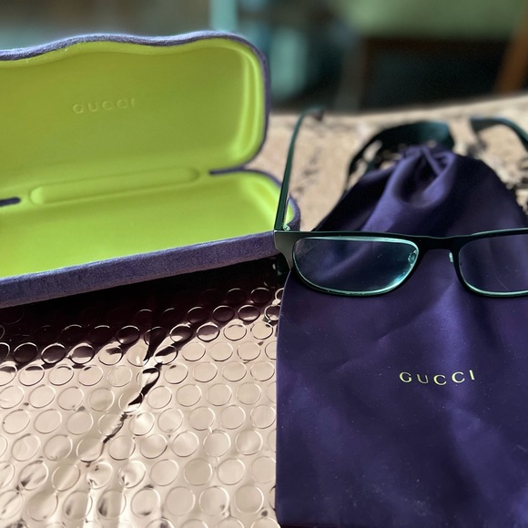 Gucci eyeglasses with case, dust cloth - Picture 3 of 17